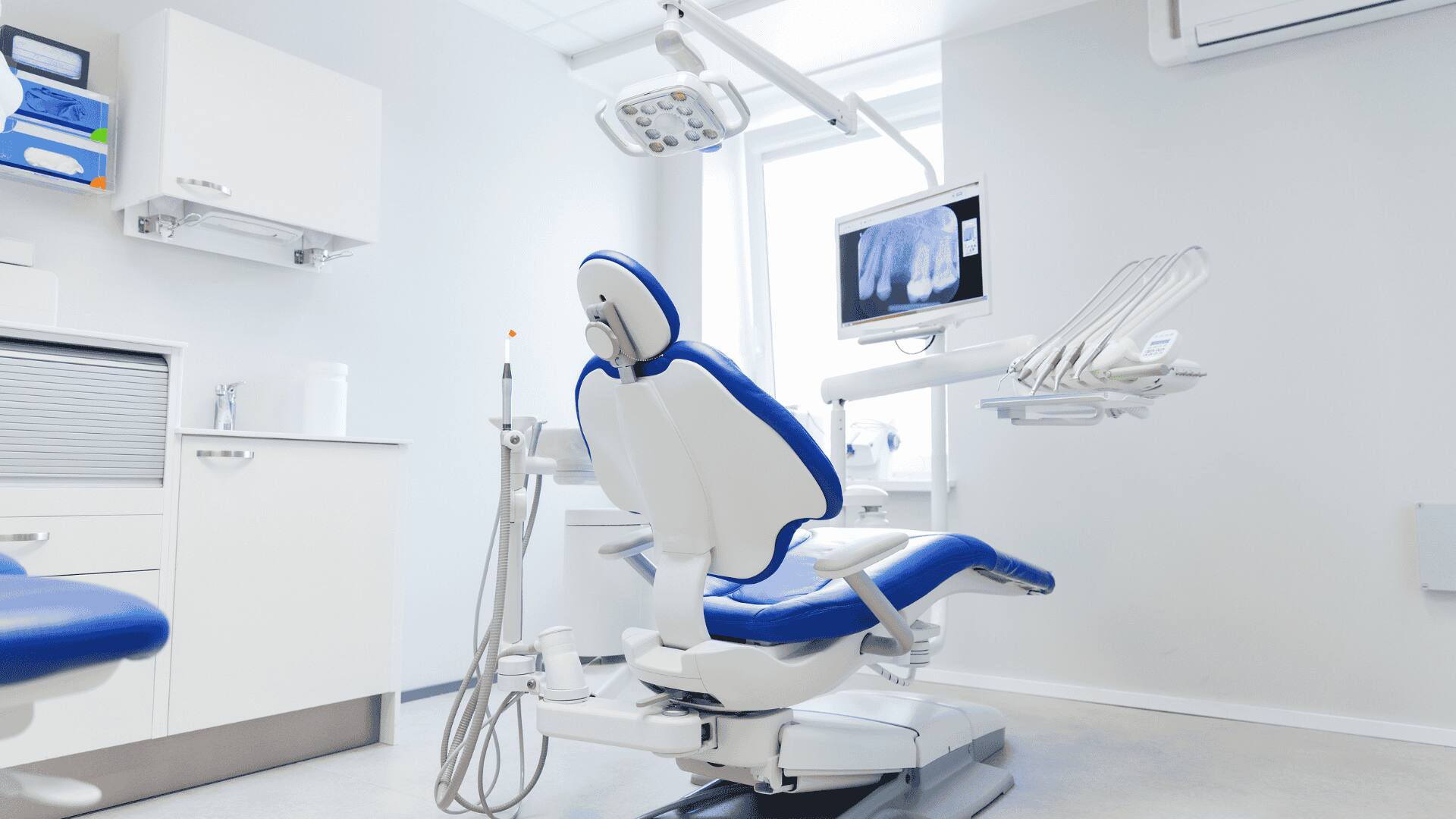 Encontre a melhor clínica odontológica no Centro de Porto Alegre com atendimento completo, preços acessíveis e tecnologia de ponta